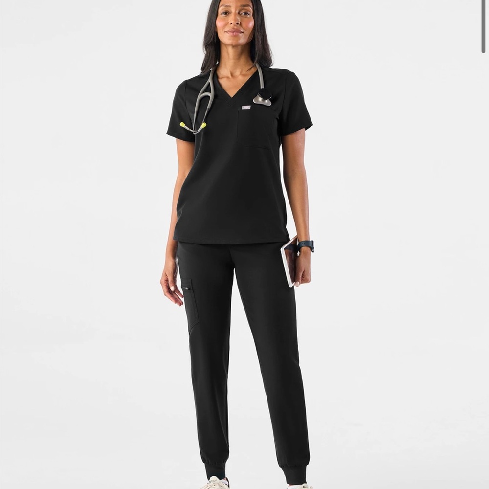 Figs Women's Black Jogger Pants